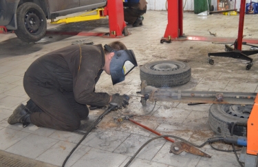 Ремонт задней балки Рено Кангу