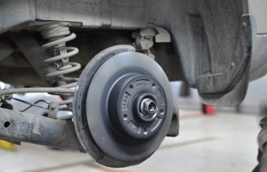 Замена дисков и колодок на Рено Флюенс