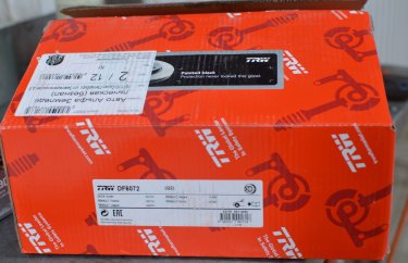 Замена дисков и колодок на Рено Флюенс