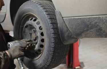 Замена дисков и колодок на Рено Флюенс