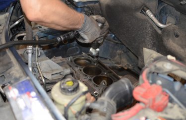 Очистка поверхности перед установкой ГБЦ Рено Логан