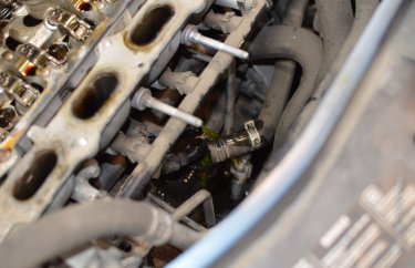 Сливаем антифриз Рено Логан