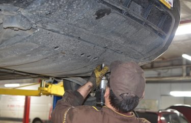 Снятие защиты картера Рено Колеос