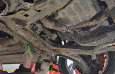 Снятие подрамника двигателя