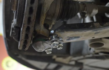 Установка шаровой опоры Рено