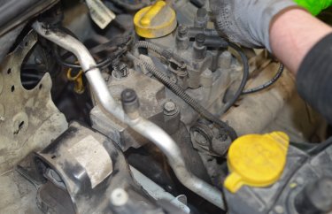 Замена помпы и ремня ГРМ на Рено Кангу