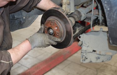 Установка привода в ступицу Рено Логан