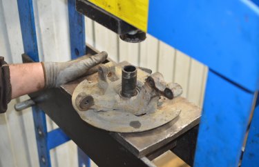 Ремонт ходовой Рено Логан