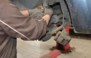 Ремонт передней подвески Рено Логан