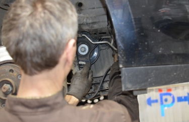 Замена ремня генератора Рено Сценик 3