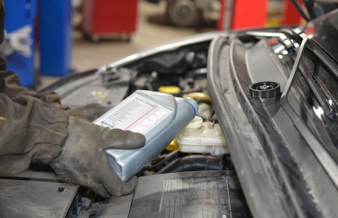 Замена тормозной жидкости Рено Сценик 3