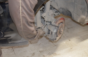 Замена тормозной жидкости Рено Сценик 3