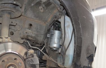 Замена топливного фильтра Рено Сценик 3