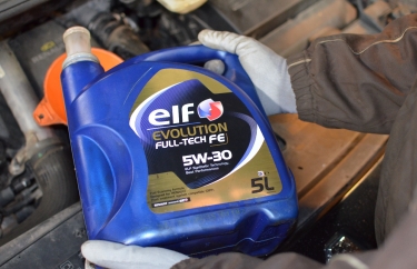 Замена моторного масла Рено Сценик 3