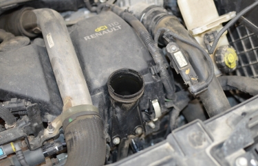 Замена моторного масла Рено Сценик 3