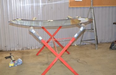 Новое лобовое стекло Рено Кангу