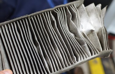 Замена фильтра кондиционера Рено Меган 3