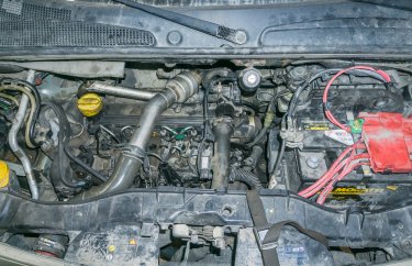 Ремонт двигателя 1.5 dci К9К дизель Рено Кангу (фото и видео)