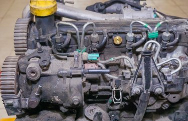 Ремонт двигателя 1.5 dci К9К дизель Рено Кангу (фото и видео)