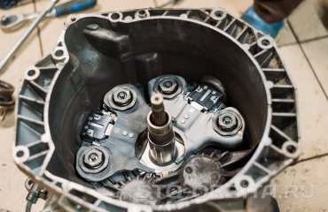 Замена комплекта сцепления Powershift Рено Меган 3 ( подробные фото)